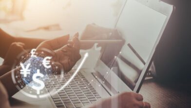Fitur Multi Mata Uang Mudahkan Pengguna Jurnal Mengonversikan Mata Uang