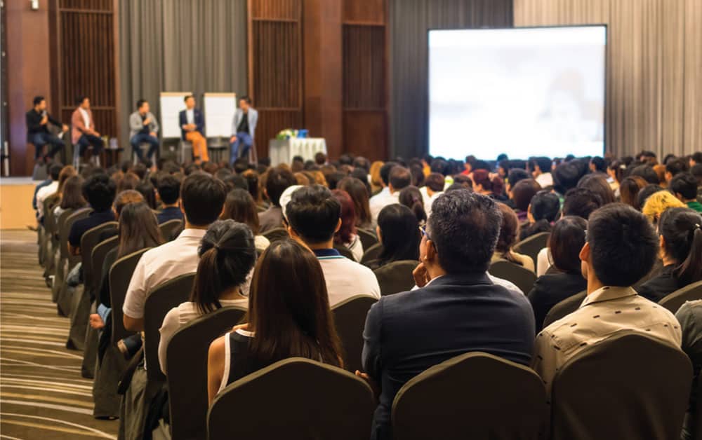 4 Alasan Pengusaha Harus Mengikuti Business Conference di Indonesia