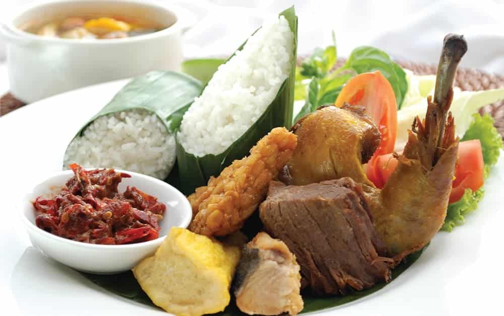 9 Peluang Bisnis Kuliner Bandung yang Memberikan Keuntungan Besar