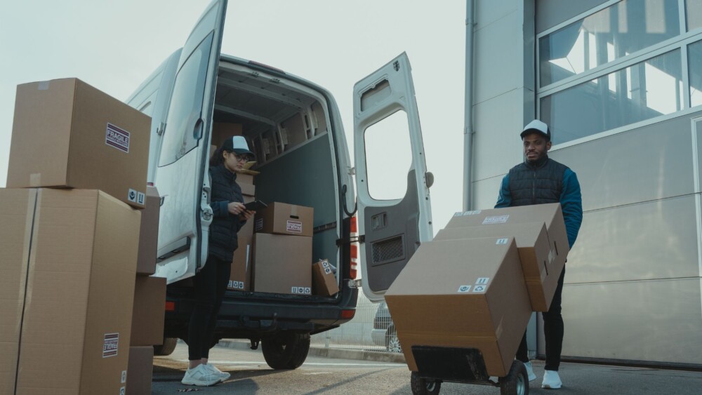 Ide usaha manajemen distribusi logistik