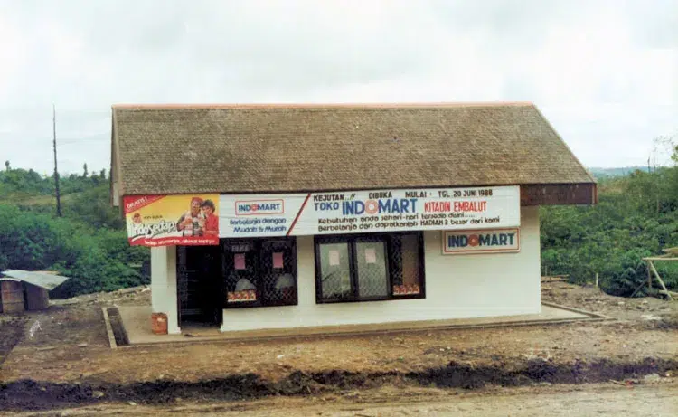 Toko Indomaret Pertama di Indonesia/Bisnis Franchise